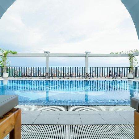 The Onra Hotel Phnom Penh Exterior foto