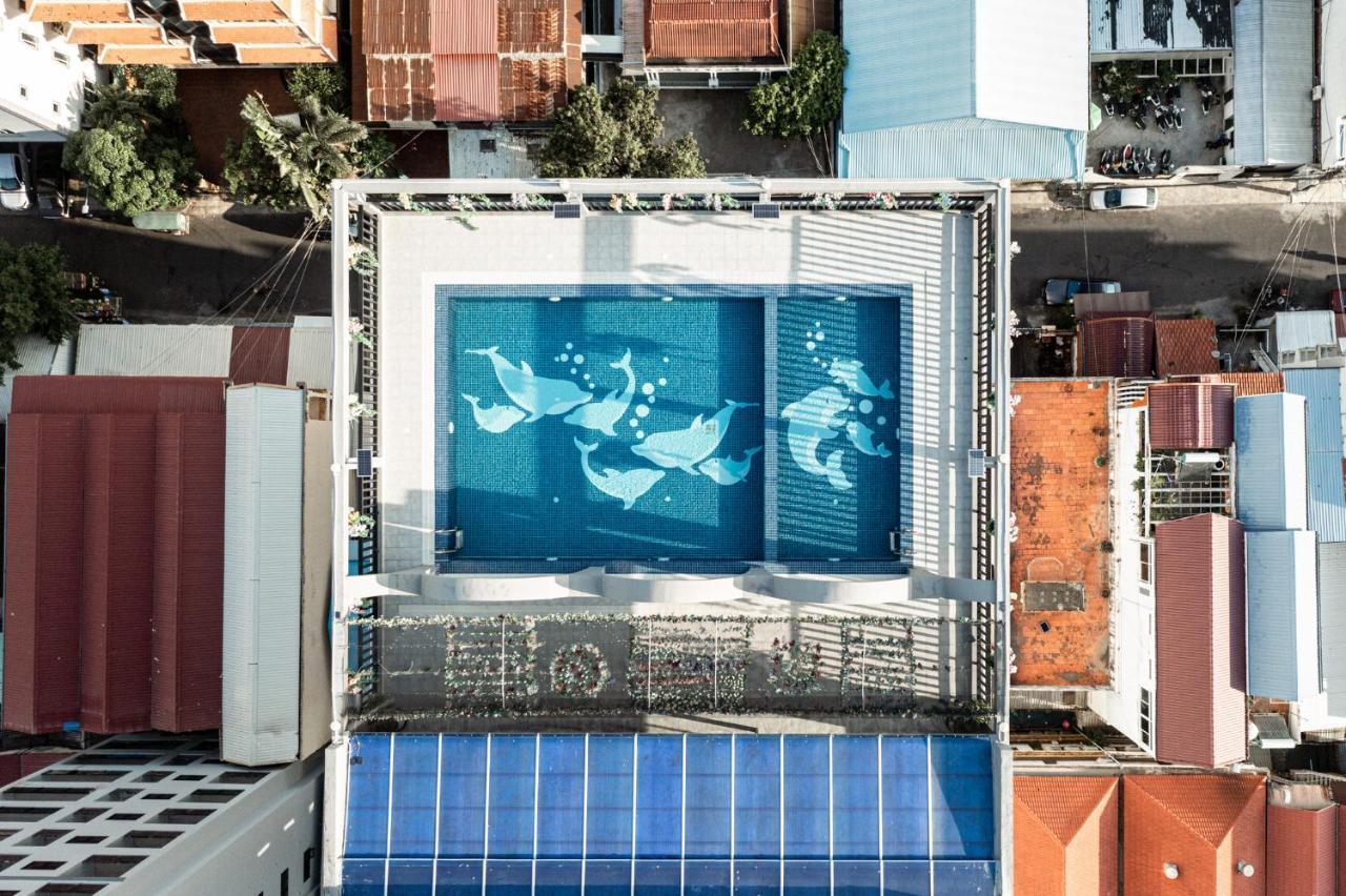 The Onra Hotel Phnom Penh Exterior foto