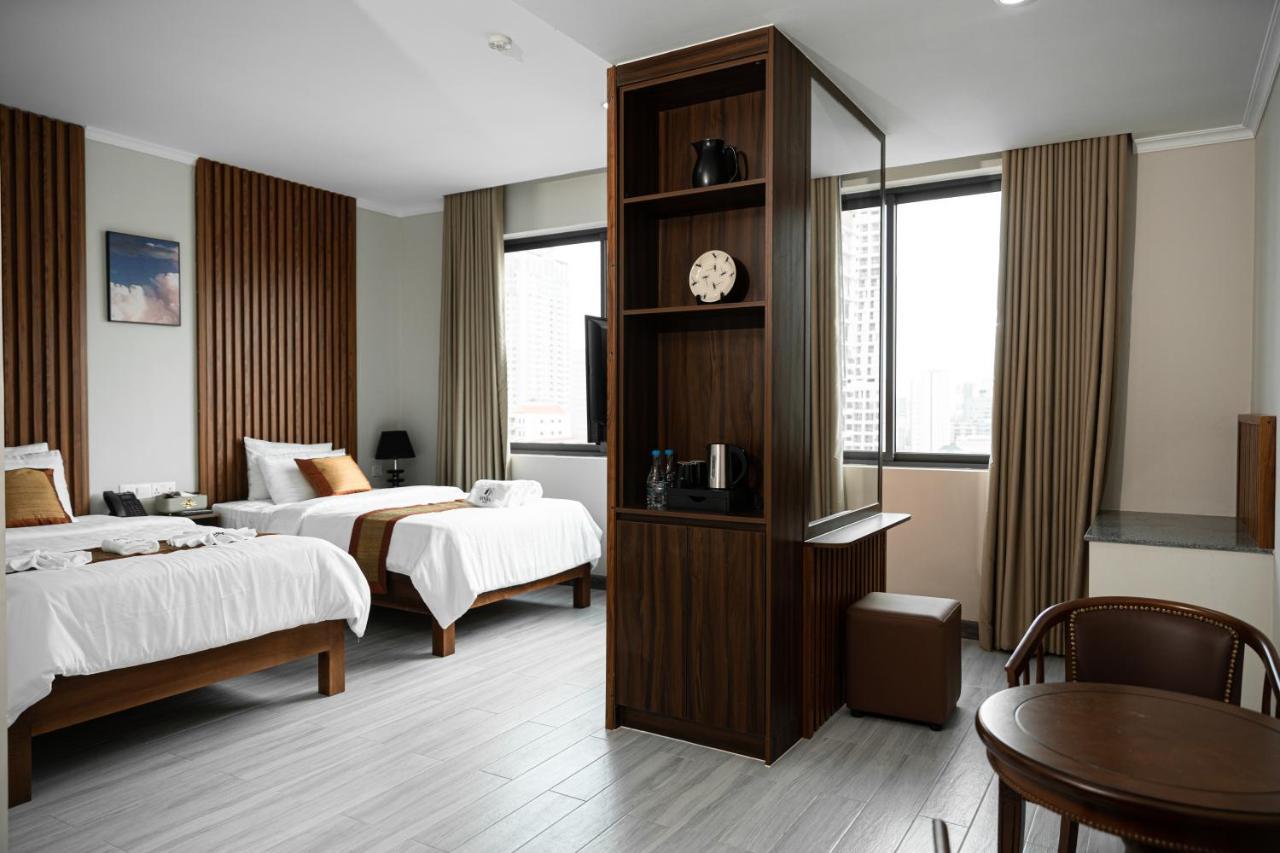 The Onra Hotel Phnom Penh Exterior foto